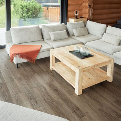 Self Adhesive Floor Planks - Pack of 7 Planks Covers 10.47 ft² (0.97m²) - Peel And Stick Vinyl Flooring in Brown Wood Effect