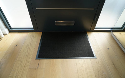 Serdim Rugs Non Slip Dirt Trapper Rubber Edged PVC Barrier Door Entrance Mats Charcoal 60x90 cm