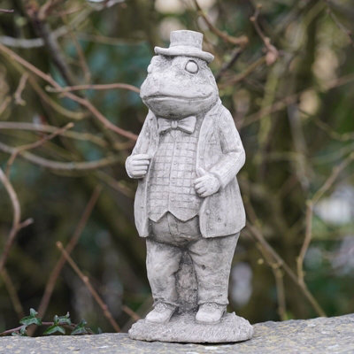 Set 4 Wind in the Willows Stone Statues Outdoor Garden Ornament Badger ...