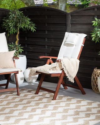 Set of 2 Acacia Garden Folding Chairs with Off-White Cushions TOSCANA