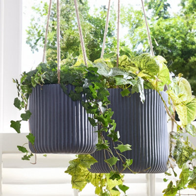 Set of 2 Blue Rippled Finish Hanging Pots Planter Indoor Outdoor Garden Houseplant Flower Plant Pots (H) 24cm, (Dia)24cm