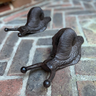 Set of 2 Cast Iron Snail Shaped Garden & Patio Boot Jacks