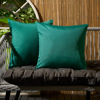 Set of 2 Filled Cushions Water Resistant Outdoor