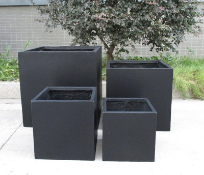 Set of 2 IDEALIST Contemporary Flower Box Square Garden Planters, Black Light Concrete Outdoor Plant Pots H25 L25 W25 cm, 16L