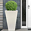 Set of 2 IDEALIST Contemporary White Light Concrete Garden Tall Planters, Outdoor Pots with Tapered Shape H65 L32 W32 cm, 67L