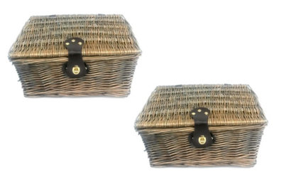 Set Of 2 Picnic Hamper Basket With Lid Latch No Lining Oak  Small 30x23x13cm