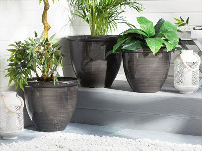 Set of 2 Plant Pots 44 cm Brown TESALIA