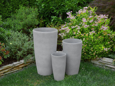 Set of 2 Plant Pots ABDERA Stone 31 cm Grey