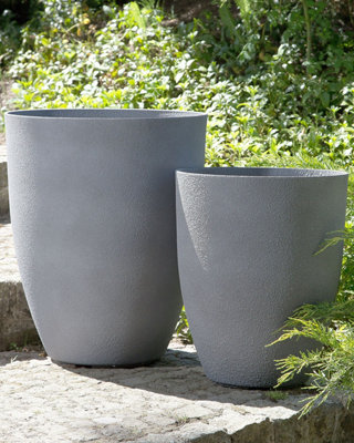 Set of 2 Plant Pots CROTON Stone 43 cm Grey