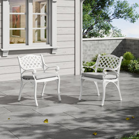 Set of 2 White Garden Patio Furniture Chairs  Outdoor Bistro Dining Chairs  Armchair with Seat Cushions
