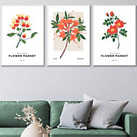 Set of 3 Framed Vintage Graphical Orange Flower Market / 50x70cm / White