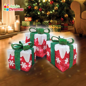 Set of 3 Light Up Christmas Present Parcels Decorations for Under the Tree - Red with Snow