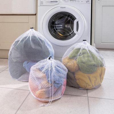 Set of 3 Mesh Laundry Bags - Fine Meshed Polyester Home or Travel Reusable Drawstring Washing Clothes Organiser Sacks