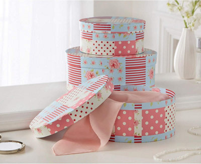 Set of 3 Storage Boxes - Pink & Blue Floral Patchwork Design Oval Containers for Storing Photographs, Letters & More