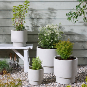 Set of 4 Beige Fibre Clay Indoor Outdoor Garden Planter Houseplant Flower Plant Pots
