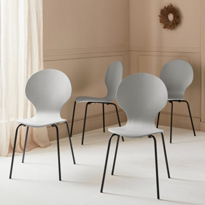 Set of 4 retro wooden stacking chairs Grey - sweeek