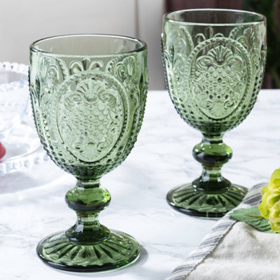 Green goblet glasses store