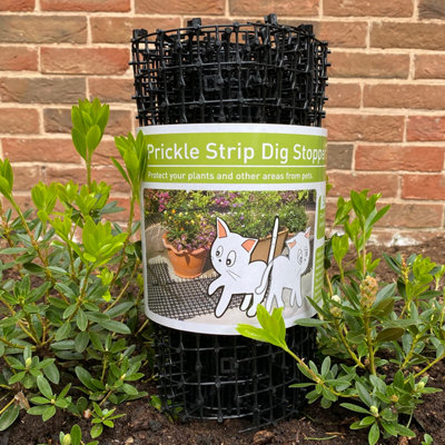 Set of 4 x Plant Prickle Strip Dig Stopper Anti Dog and Cat Protection (2m x 30cm)