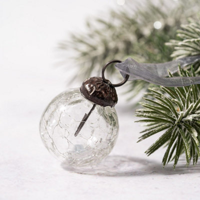 Small silver christmas clearance baubles