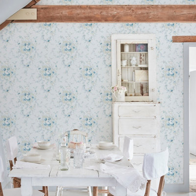 Shabby Chic by Rachel Ashwell Garden Floral Soft Blue Floral Wallpaper