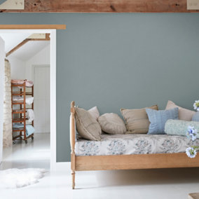 Shabby Chic By Rachel Ashwell Mellow Magic 2.5lt Multi-Surface Paint