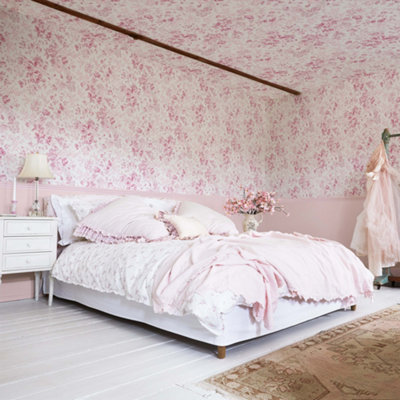 Shabby Chic by Rachel Ashwell Romantic Rose Pink Floral Wallpaper