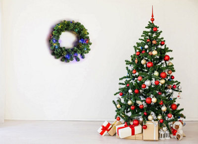Shatchi 55cm Pre-Lit Green Christmas Wreath Alaskan Pine with 30 Multicolour LEDs - 3