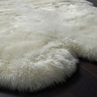 Sheepskin Natural Rug, Handmade Rug with 50mm Thickness, Luxurious Shaggy Rug for Bedroom, & Dining Room-Single (65cm X 95cm)