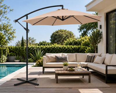 banana cantilever patio umbrella 10 FT  grillncomfort The outdoor umbrella cover is made from an all Patio Umbrella Cover 9Ft To