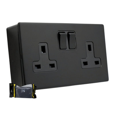 SHP COMPACT 4mm Thin Plate Screwless Ultra Matt Black Metal 13A 2 Gang Socket and 25mm Plastic Surface Mount Pattress Box