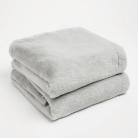 Sienna Faux Rabbit Soft Warm Flannel Fleece Throw Blanket, Silver - 125 x 150cm