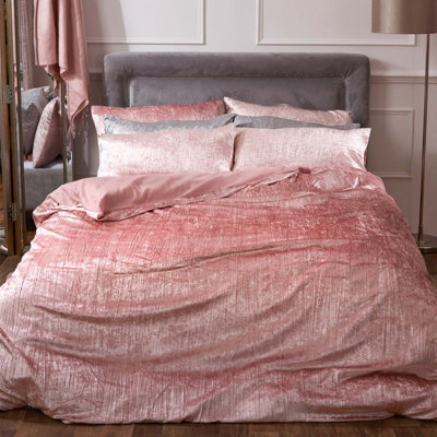 Sienna Valencia Crinkle Velvet Duvet Cover with Pillow Case, Blush - Superking