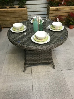 Signature Weave Victoria Wicker 4 Seater Round Dining Table Grey 100cm