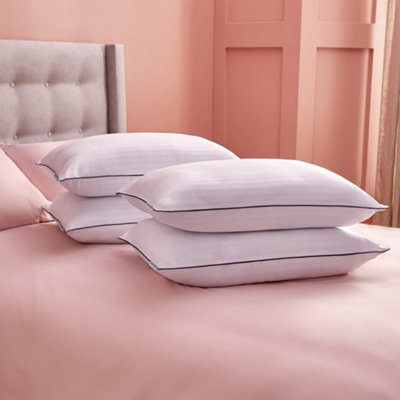 Silentnight Hotel Collection Piped Pillow - 4 Pack