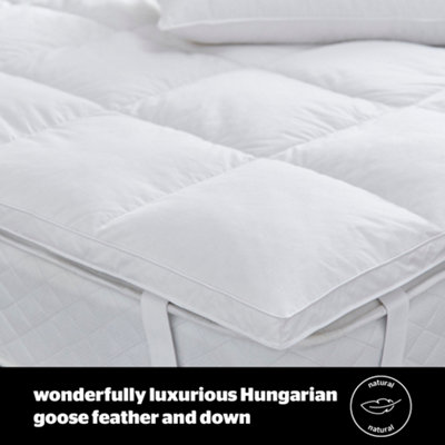 Silentnight Ultimate Luxury Hungarian Goose Feather & Down Mattress Topper - Double