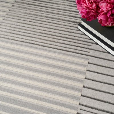 Silver Grey Striped Modern Living Room Bedroom & Dining Room Rug-160cm X 221cm