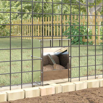 Silver Rabbit Feeder Galvanised Steel 20x12.5x25cm Hooks & Drainage Holes