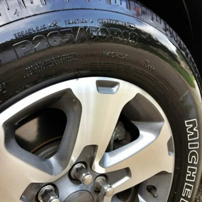 Silverhook Wet Look Tyre Slick 1 Litre Trigger