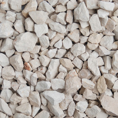 Limestone store chippings b&q