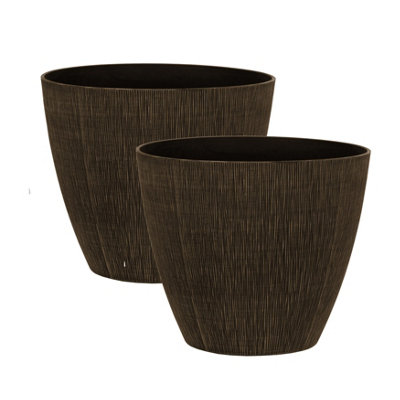 simpa Allure 2PC Brown Textured Plastic Planters 33cm (H) x 38cm (Diameter)