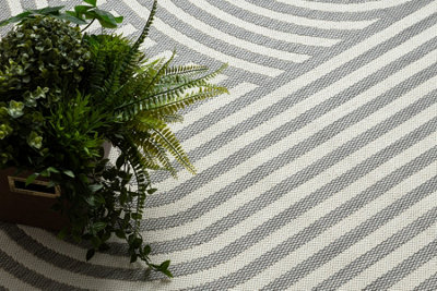 SISAL FLAT STRING RUG 49376637 Circles stripes gray / cream 80x150 cm