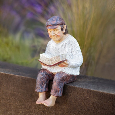 Sitting Grandparent Garden Ornaments Outdoor - Weatherproof Solar Resin Garden Ornament