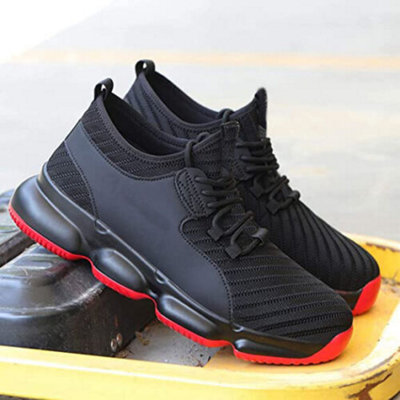 Titan heavy store duty trainers uk