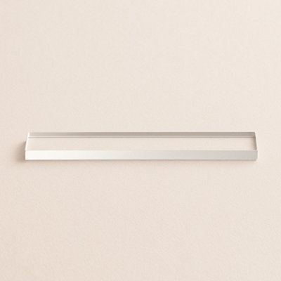Size Range 800mm (W) x 500mm (L) (+ or - 100mm) - 5mm Shatter Resistant Clear Acrylic Sheet