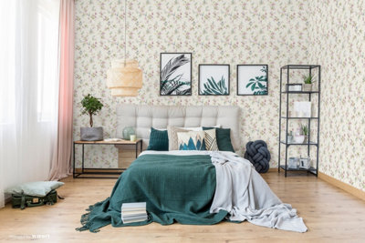 SK Filson Purple Floral Wallpaper
