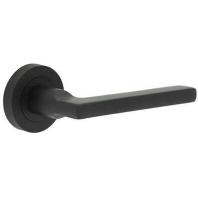 Sleek Jet Black Matt Aluminium Door Handle for Modern Interiors - Interior Handle