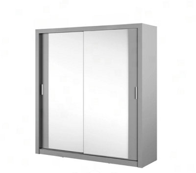 Sleek Mirrored Sliding Door Wardrobe with Shelves and Hanging Rail in