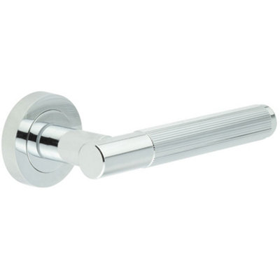 Sleek Polished Chrome Lever Door Handle with Knurled Design - Interior Handle