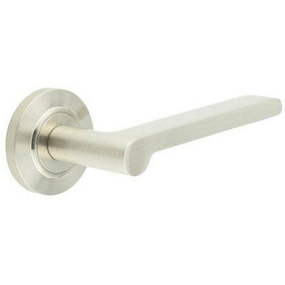 Sleek Satin Nickel Chamfered Rose Door Handle for Modern Interiors - Solid Brass Interior Handle