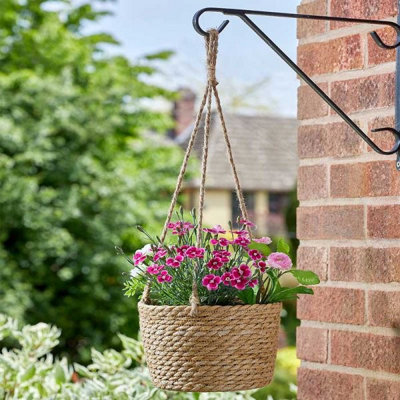 8 VARIOUS RATTAN HANGING BASKETS